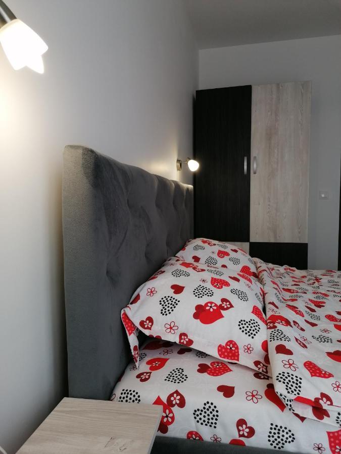 בראשוב Ama Apartament Cu Terasa 50 Mp & Parcare מראה חיצוני תמונה